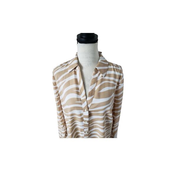 Ann Taylor Women’s M Zebra Pattern Button Down Long sleeve 80s Office Flowy - Picture 3 of 7